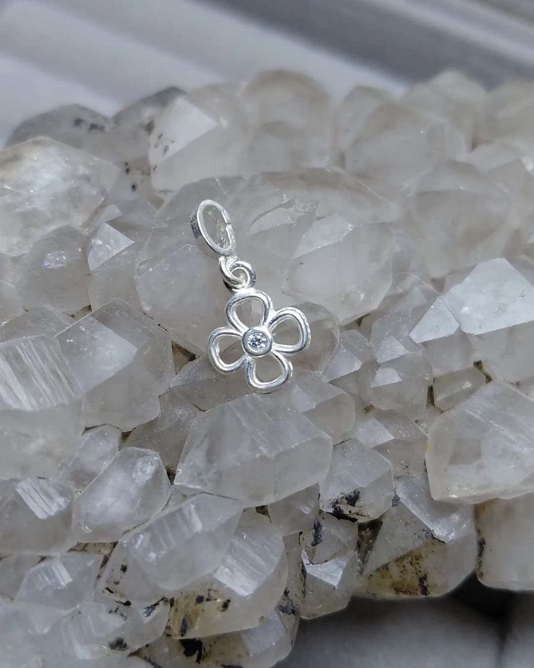 Dije Mini Flor Cubic Plata 925