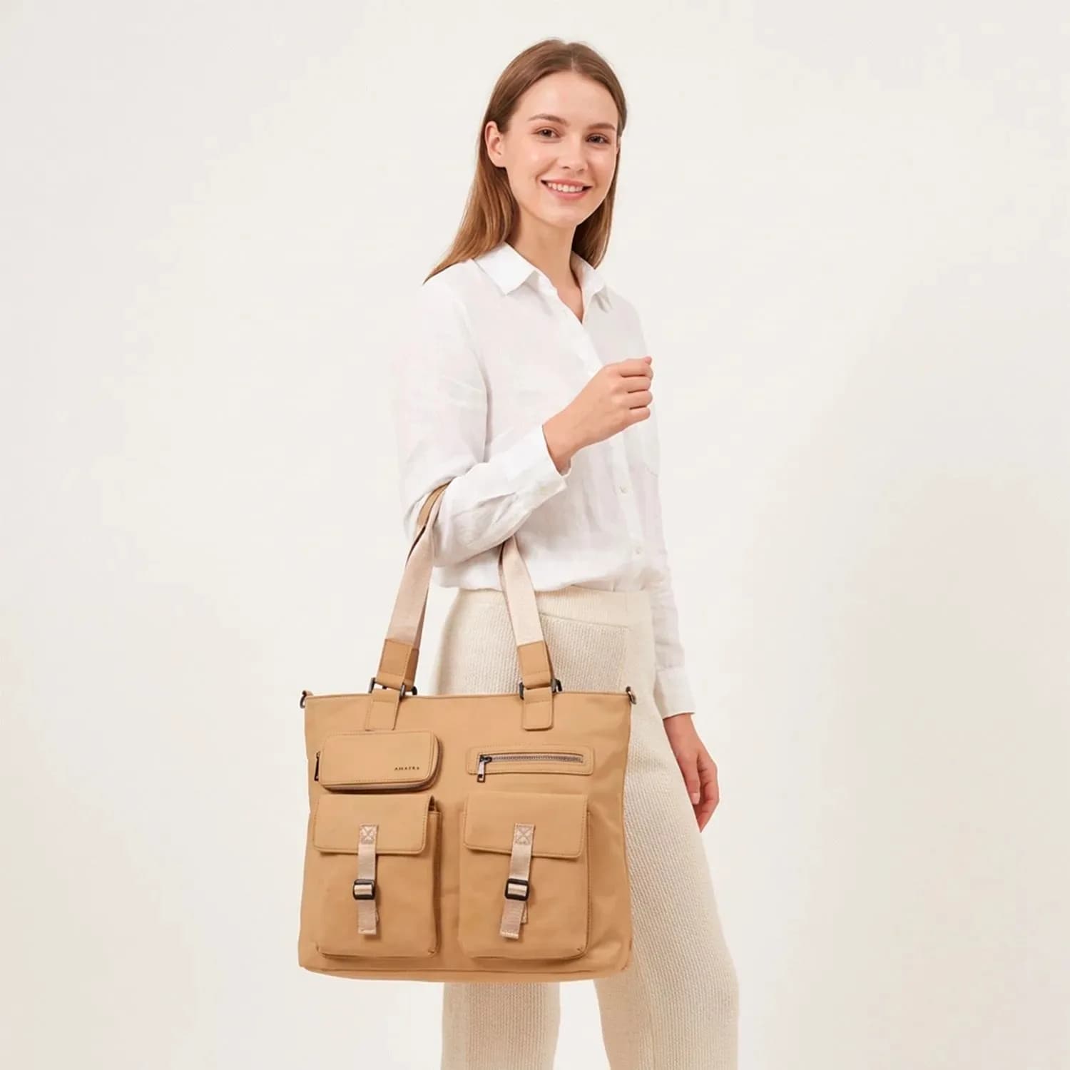 Cartera Portanotebook Amayra Camel