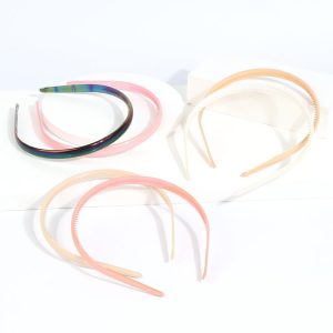 VINCHA MEDIANA DIENTES CORTOS CAREY 3155P2