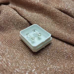 ABRIDORES ACERO BLANCO PERLA ENGARZADA 4MM AA0261