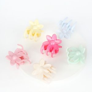 BROCHE PINZA GRANDE FLOR CAREY PASTEL 6093S3
