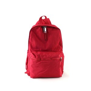 SKU C5089 MOCHILA PARA MUJER URBANA ULTRALIVIANA. FABRICADA EN MATERIAL CRINKLE. DE LA MARCA LEBLÚ.