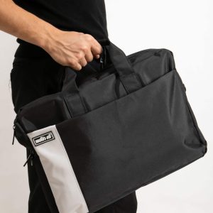 MALETIN MOTOR OIL 34UC2578