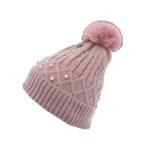 GORRO PARA MUJER CON DETALLE DE PERLAS CON POMPON DE LA MARCA LA CHAPELLE. VENTA POR MAYOR DE GORROS. VENTA MAYORISTA DE GORROS. 34UO8326