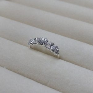 ANILLO CINCO CORAZONES PLATA 310099